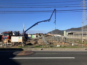新社屋コンクリート打設01006.JPG