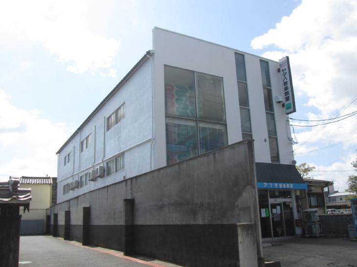 シリコンフレックス アツタ今市店様 外塀塗装 島根 (4).jpg