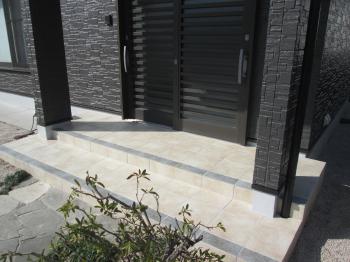 変換 ～ タイル施工後.jpg