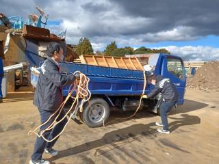 変換 ～ ダンプで片付け1　20221206_105556.jpg