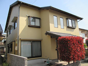 近隣さんの工事前の挨拶回りに来られたのがきっかけでした。