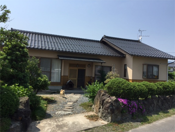 縦目地/窓まわり目地の劣化を高耐久シーリング材で家屋保護