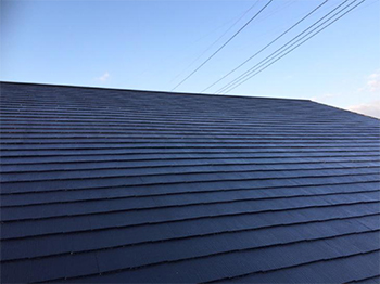 コロニアル(カラーベスト)屋根をシリコン塗装でガッチリ保護