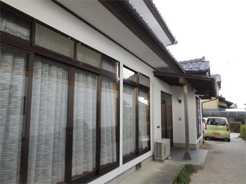 雨漏りを止めていただきました。丁寧な対応に感心しました。