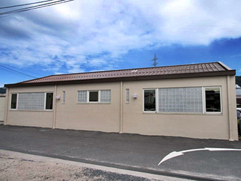 多彩模様塗料で美観性&箱樋防水塗装で美観+保護性UP