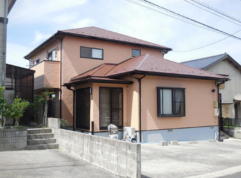 屋根外壁共に超低汚染＆遮熱塗装で家屋を保護いたしました。