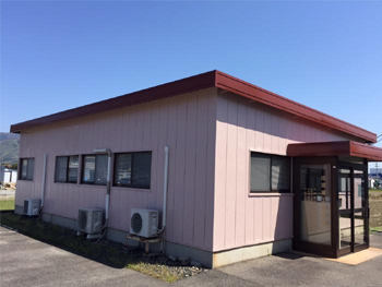 烈火の激しかった鉄板壁を補修&高耐久シリコン塗料でリフレッシュ